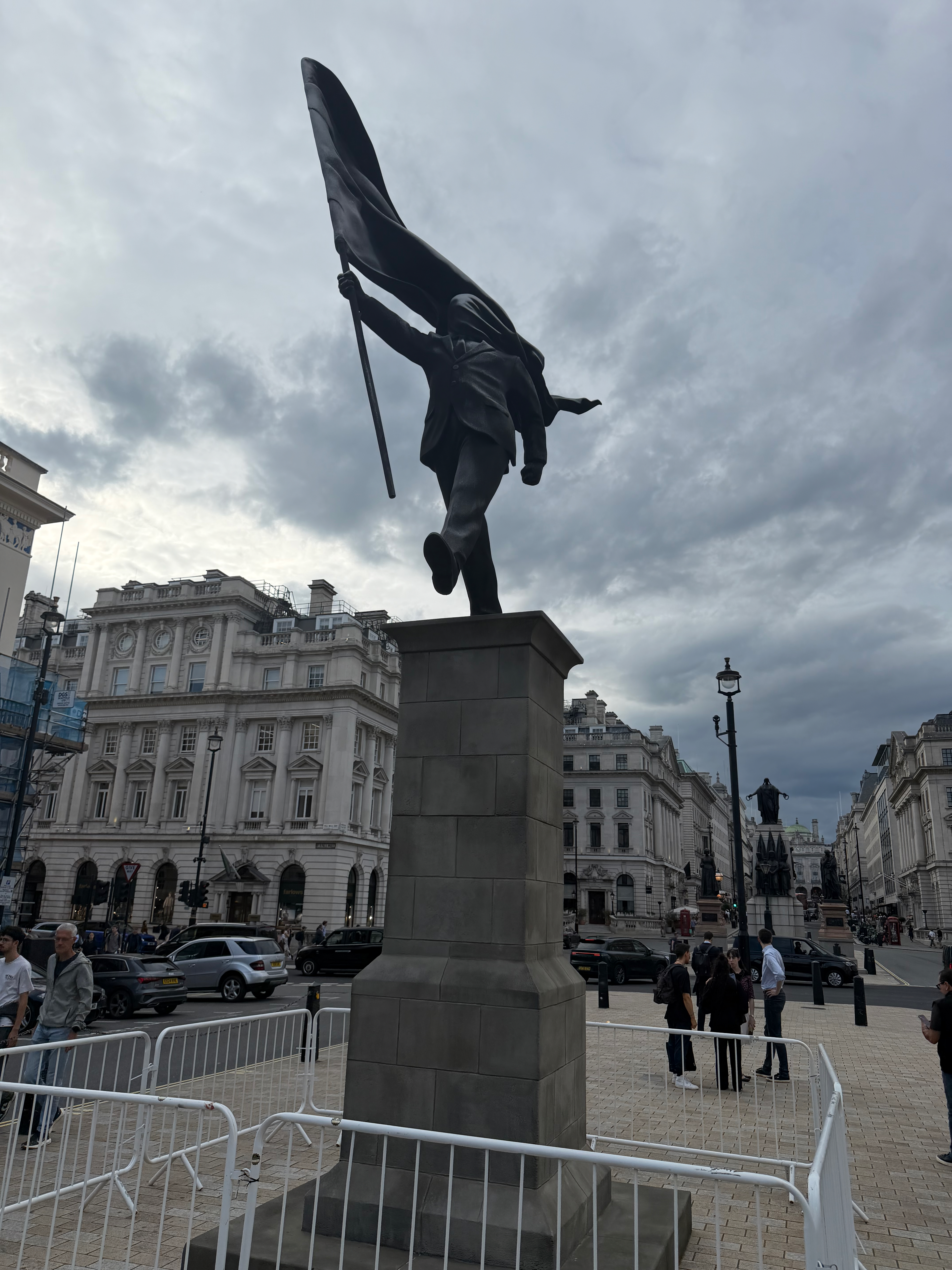Also excellent to see the Banksy statue in person!