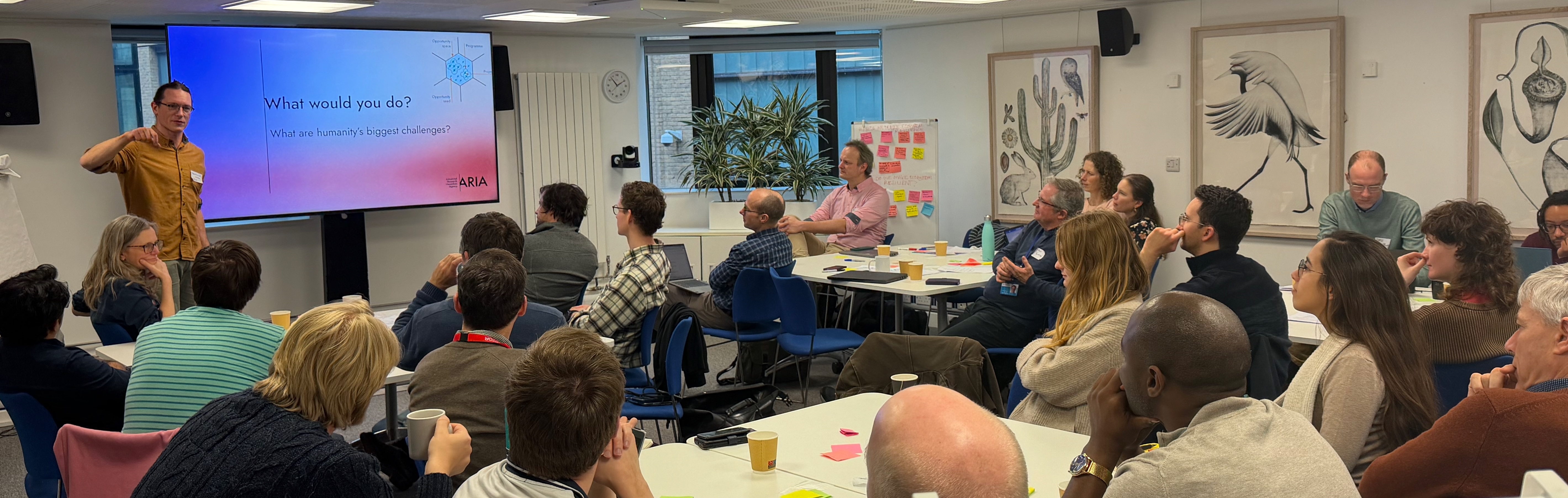 Yannick Wurm discussing the program with the second workshop and the conservation practitioners