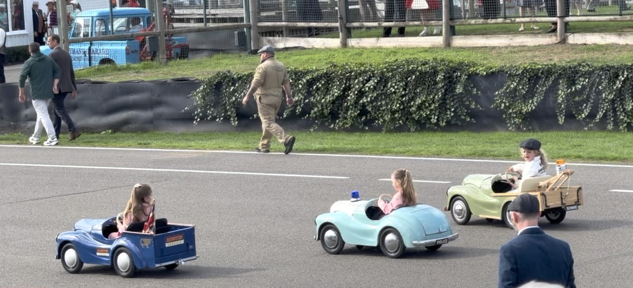 ...and cutthroat wheel-to-wheel races!